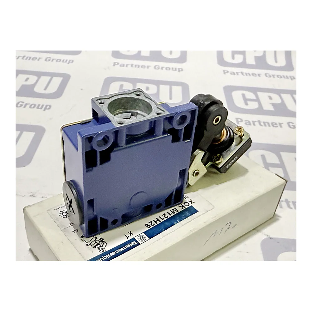 Кінцевий вимикач Schneider Electric XCKM121H29 XCKM121H29