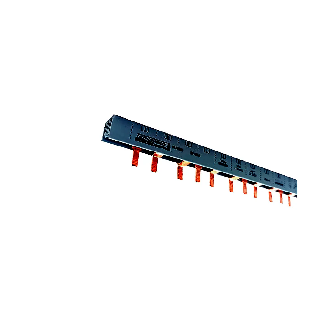 Шина з'єднувальна TECHNO SYSTEM PIN103 3Р 80/100А 15мм2 54мод 1м TNSy5502965