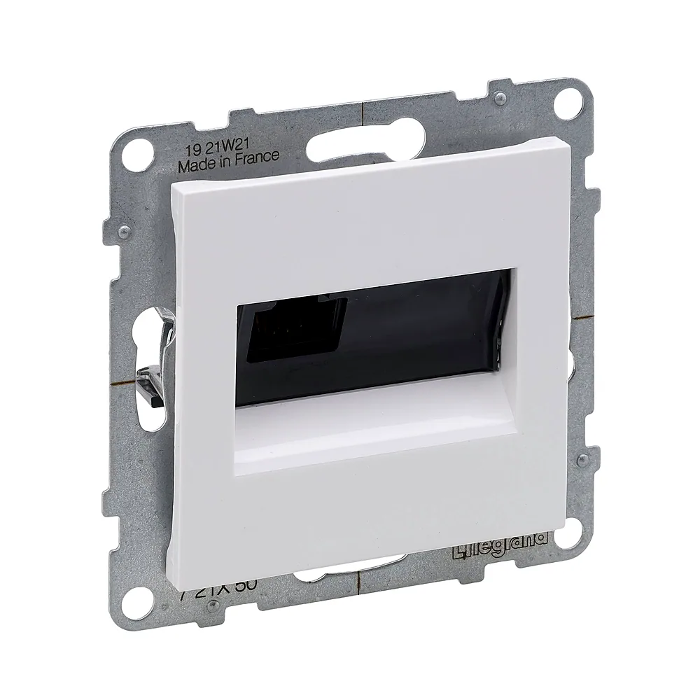 Розетка інформаційна Legrand SUNO RJ45 CAT5E UTP біла 721150