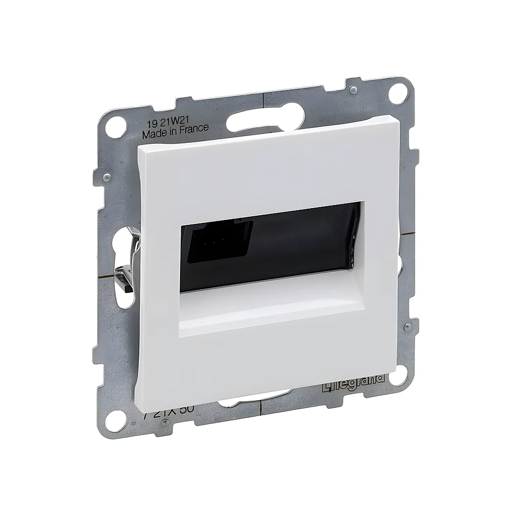 Комп'ютерна розетка SUNO RJ45 категорія 5E UTP біла Legrand 721150