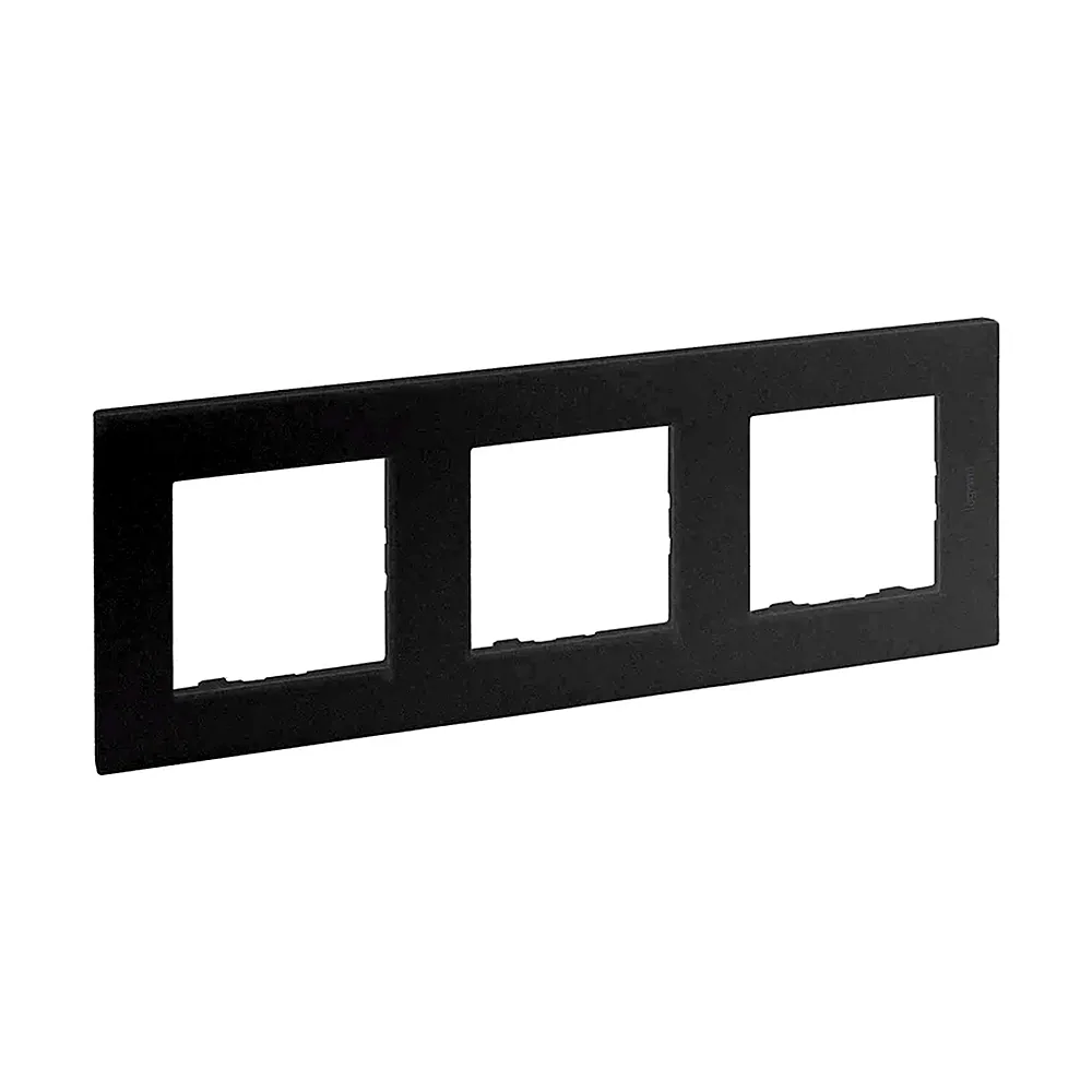 Рамка Legrand NILOE STEP 3-постова сталь 863493