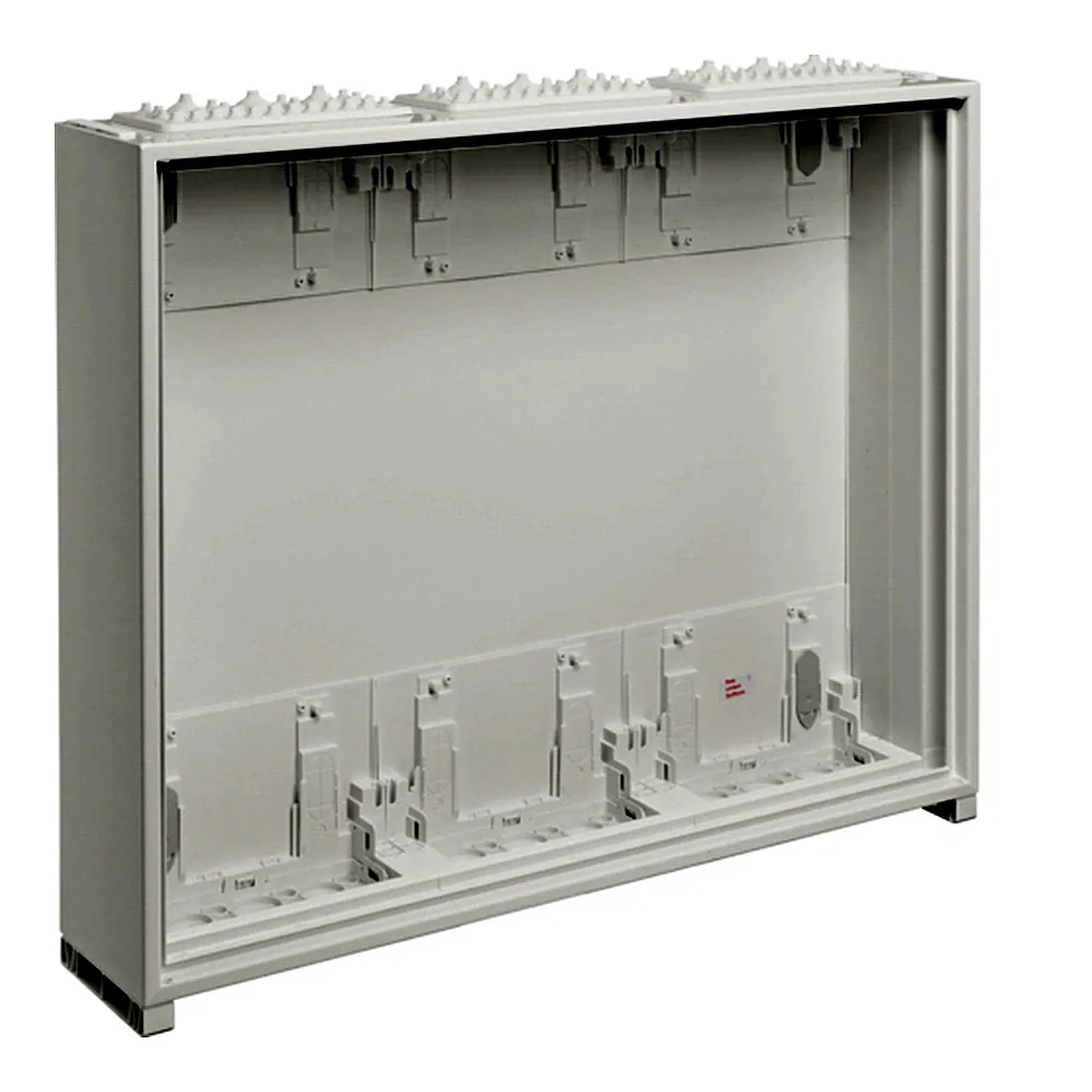 Щит Univers IP44/II 650x800x161мм порожній без дверей