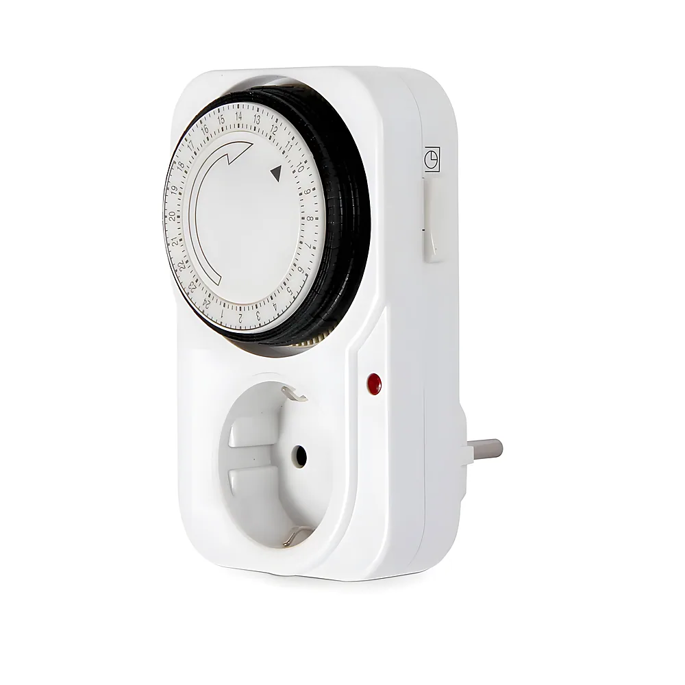 Таймер електромеханічний e.control.t11 добовий 16 А 230 В E.NEXT i0310018