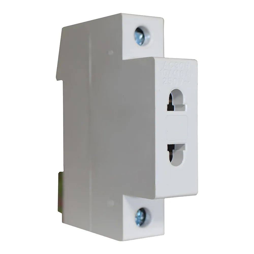 Розетка РД18 на DIN-рейку 10 А TECHNO SYSTEM TNSy5504924