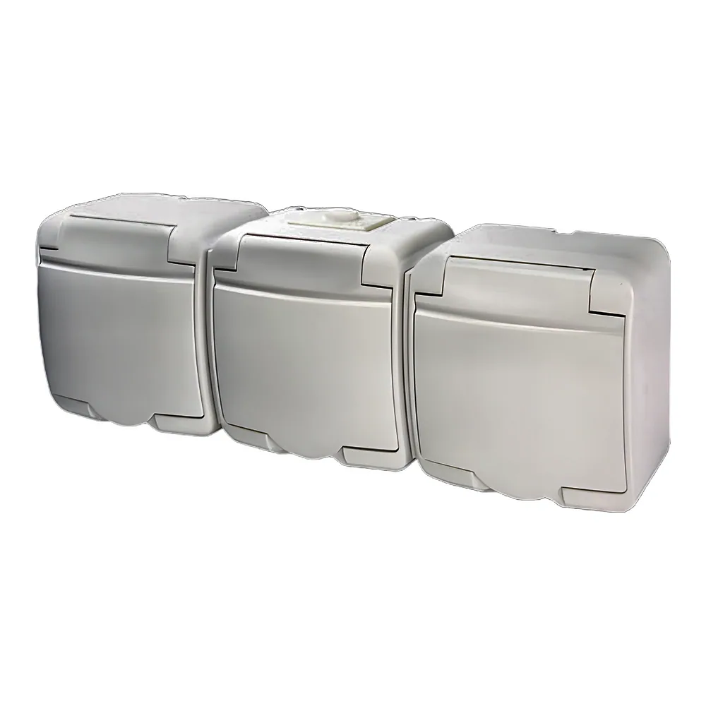 Розетка Schuko 3-постова з білою кришкою IP54 RHE-3s ETI 4668023