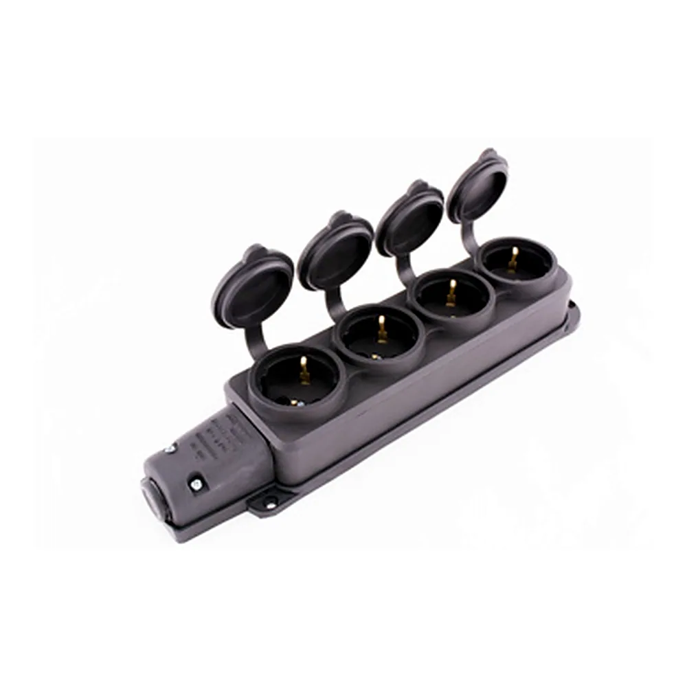 Розетка E.NEXT e.socket.rubber.029.4.16 чотирьохмісна з кришкою каучукова з з/к 16A s9100039