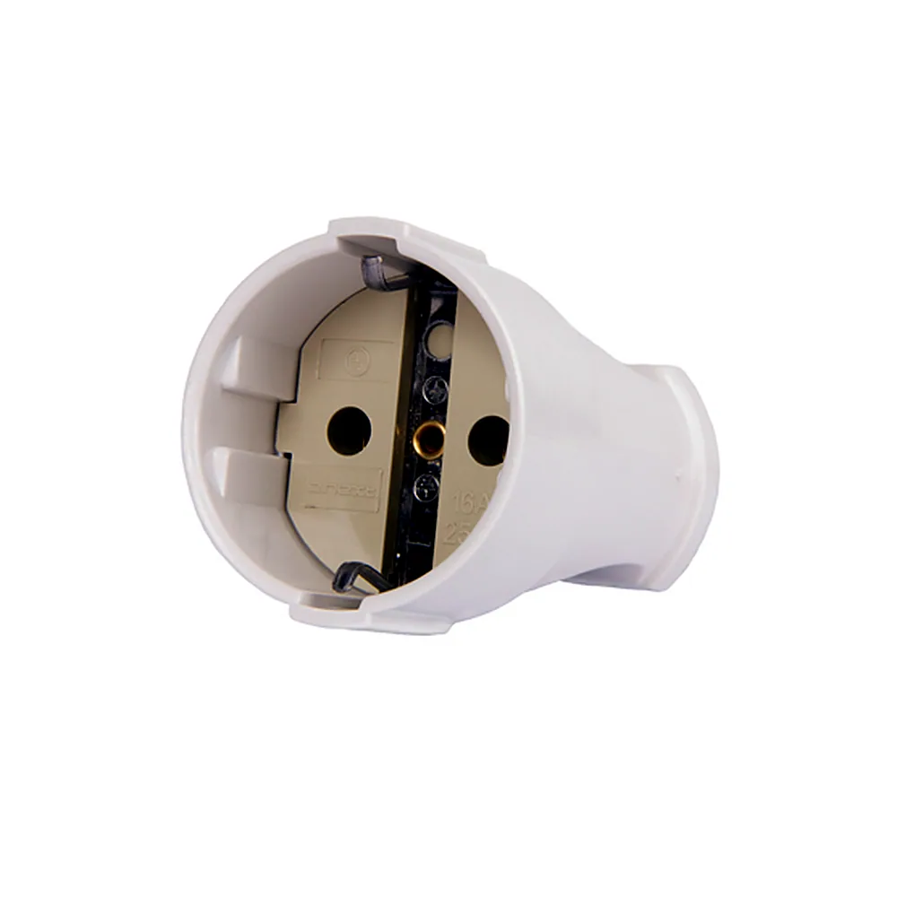 Розетка переносна IEK e.socket.003.16.white з з/к 16А біла p017003