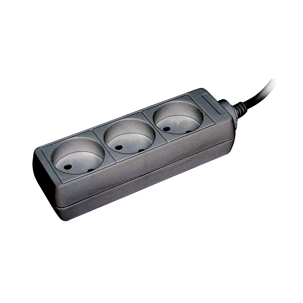 Подовжувач IEK STANDART П3 3P 2Р 10 А 250 В 3 м WYP10-06-03-03-N-U